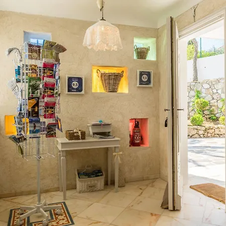 Du Frühstückspension Roquebrune-sur Argens